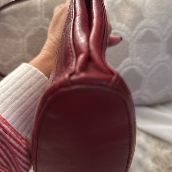 Hobo shoulder bag, cranberry red, EUC..15x8x3” - Picture 4 of 10